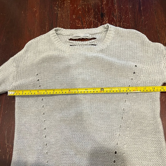 One Grey Day Blaine Sweater in light grey - Picture 9 of 10